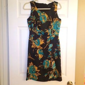 Banana Republic size 4 black and floral dress